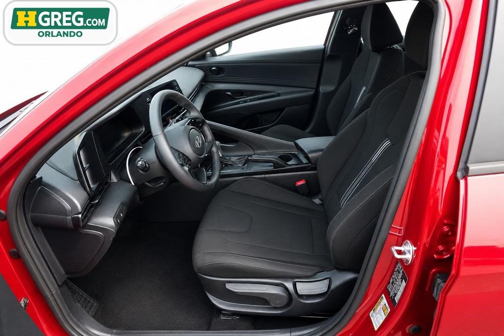 Used 2026 Hyundai Elantra Sport FWD image 8