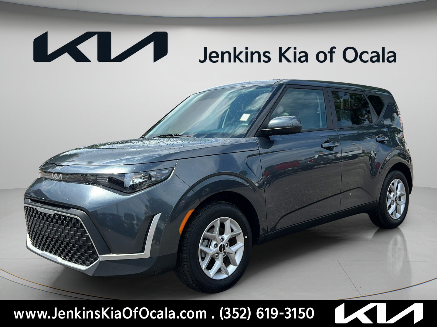Certified 2025 Kia Soul LX w/ LX Technology Package FWD image 7