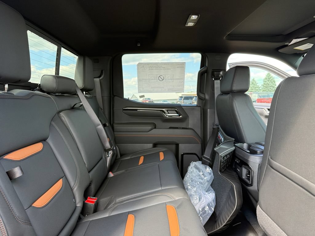 New 2026 GMC Sierra 1500 AT4 w/ AT4 Premium Package AWD/4WD image 33