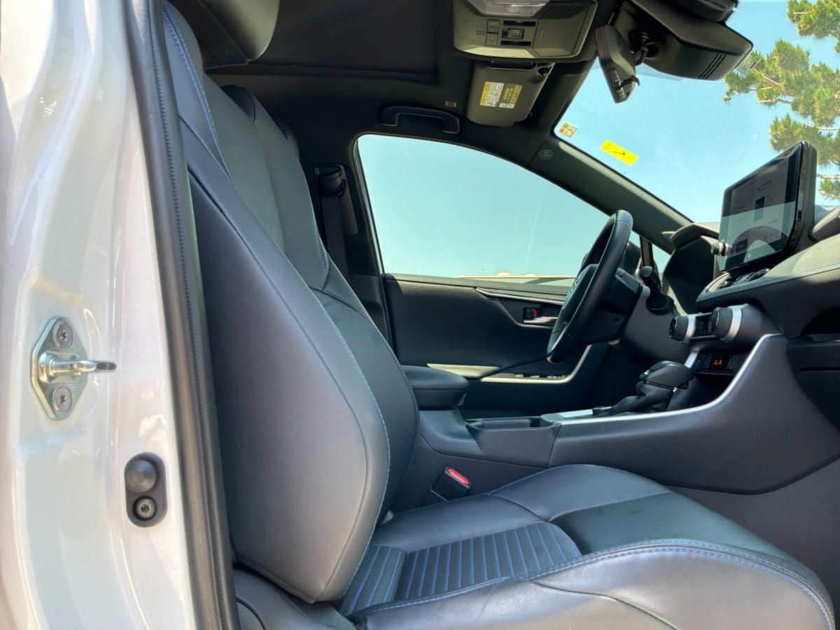 Used 2023 Toyota RAV4 XSE AWD/4WD image 21