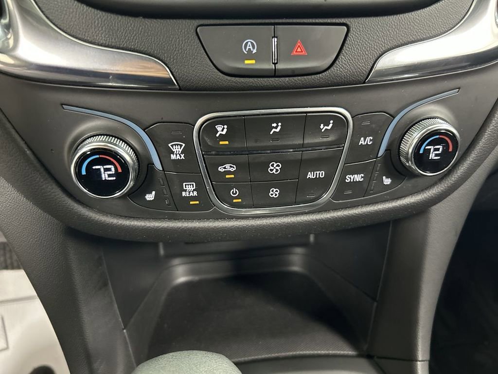 Used 2023 Chevrolet Equinox LT AWD/4WD image 16
