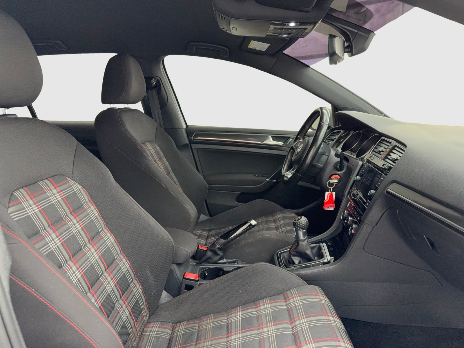 Used 2018 Volkswagen GTI S image 39