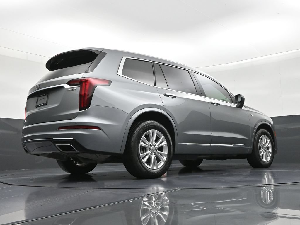 Certified 2024 Cadillac XT6 Luxury FWD image 28