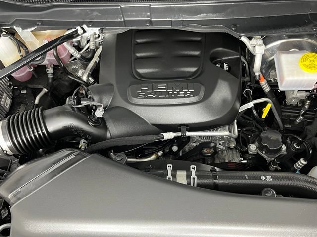Used 2025 RAM 2500 Big Horn AWD/4WD image 8