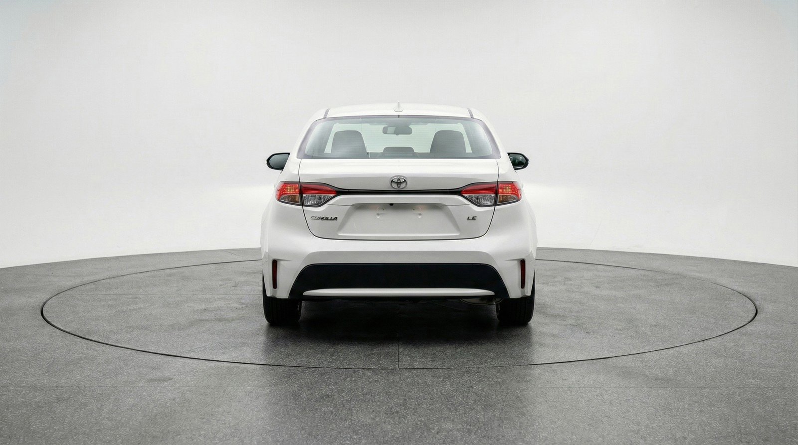 Used 2025 Toyota Corolla LE FWD image 7