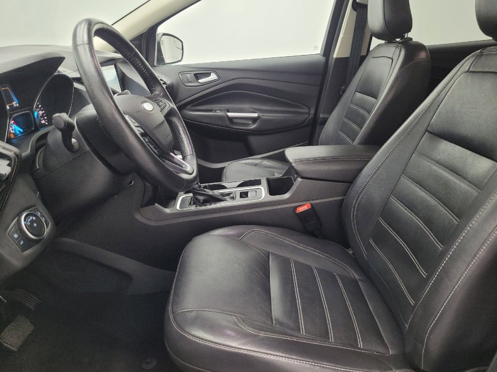 Used 2018 Ford Escape Titanium image 17