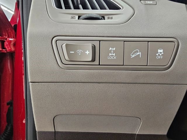 Used 2012 Hyundai Tucson GLS image 14