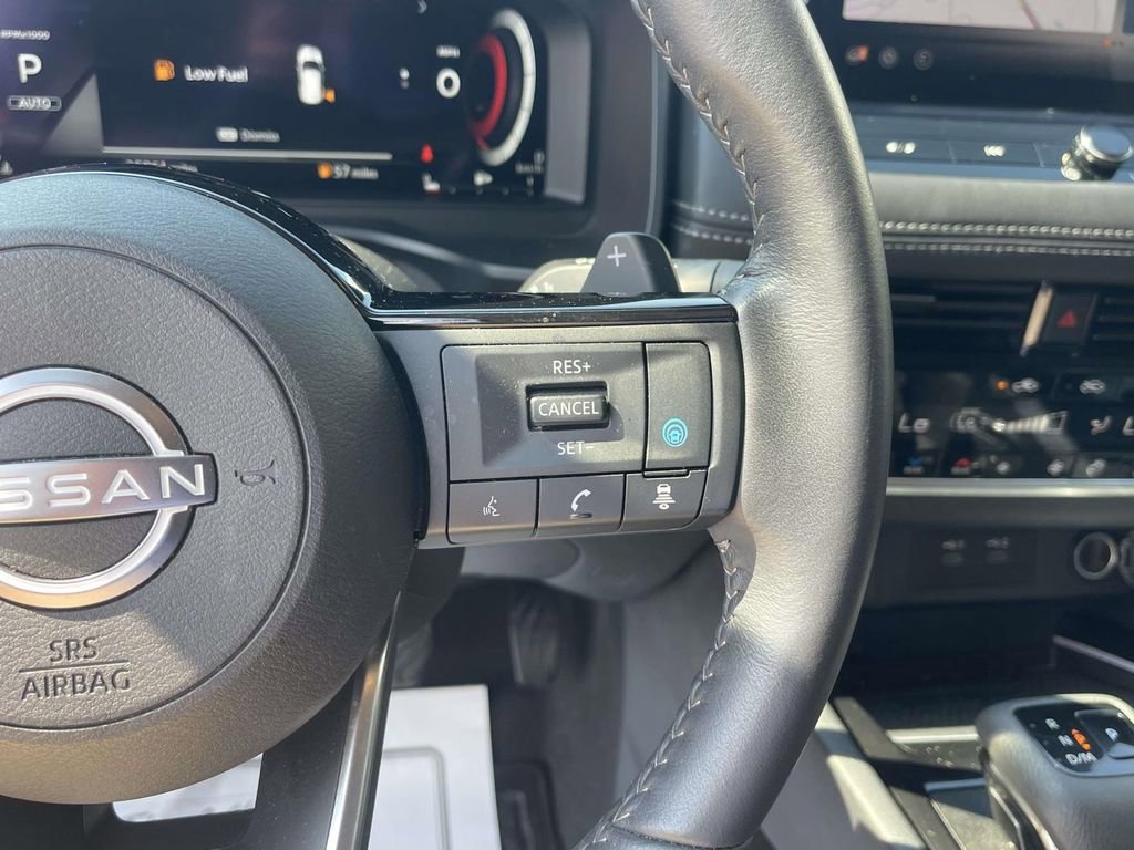 Used 2024 Nissan Rogue SL w/ SL Premium Package image 22