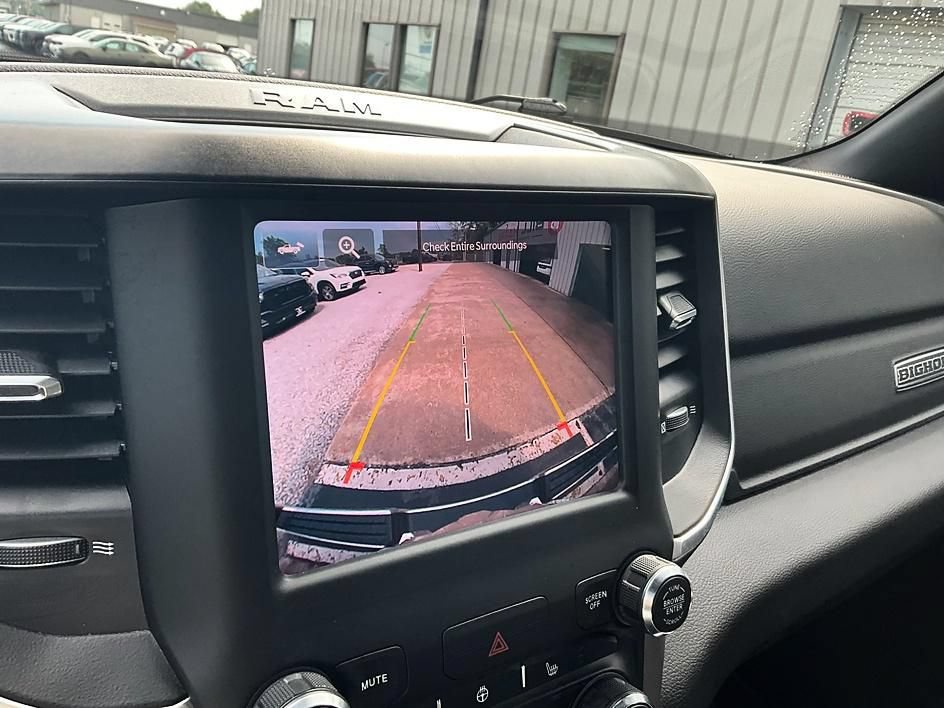 Used 2022 RAM 1500 Big Horn AWD/4WD image 23