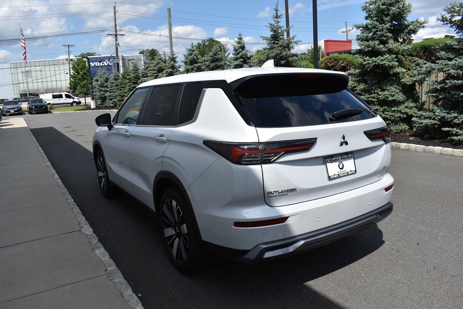 Used 2026 Mitsubishi Outlander SE AWD/4WD image 8