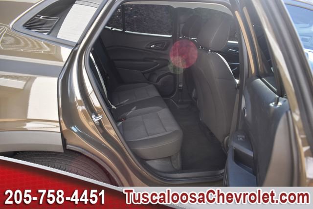 Used 2024 Chevrolet Trax LS w/ LS Convenience Package FWD image 21