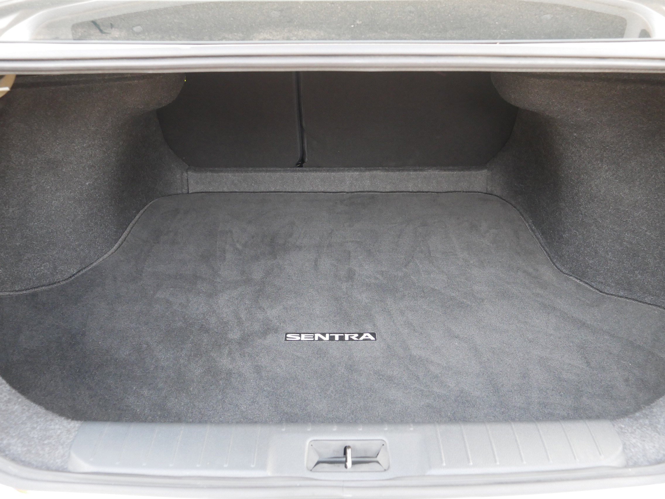 Certified 2021 Nissan Sentra SV image 18