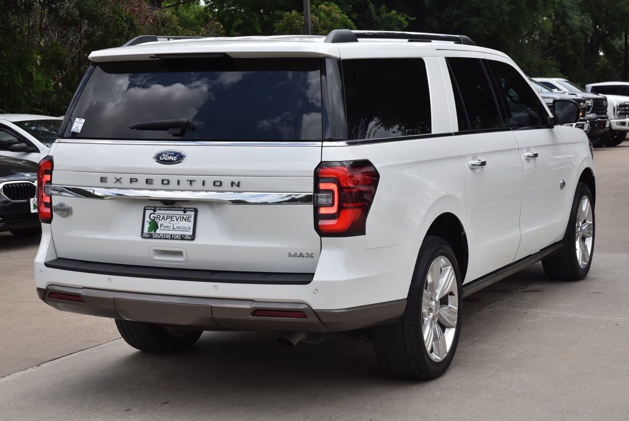 Used 2024 Ford Expedition Max King Ranch RWD image 8