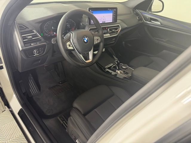 Used 2023 BMW X4 xDrive30i w/ Premium Package image 10