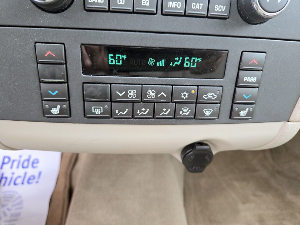 Used 2008 Buick LaCrosse CXL FWD image 17