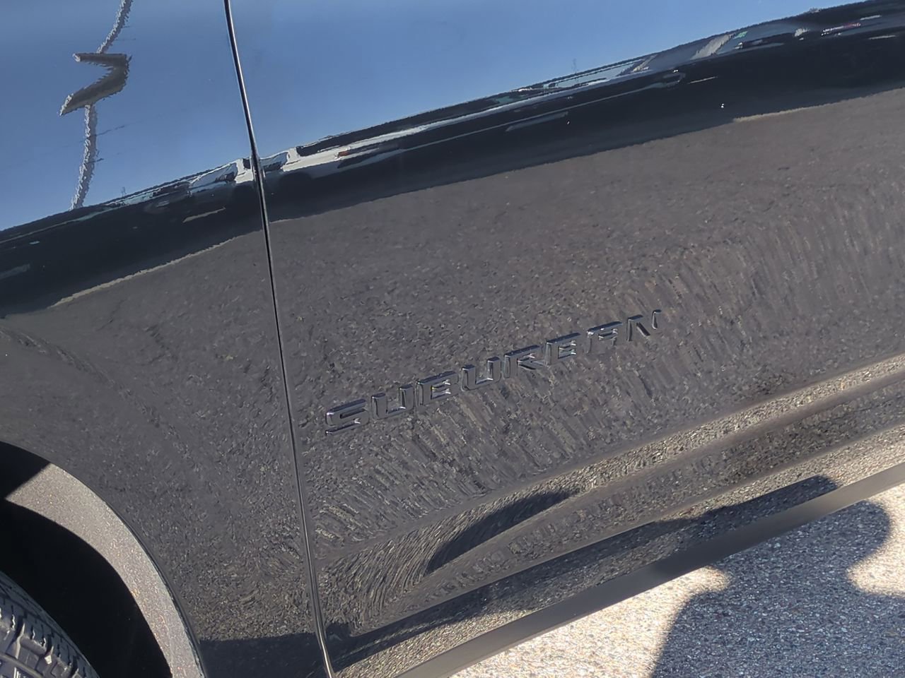 Used 2025 Chevrolet Suburban Z71 AWD/4WD image 31