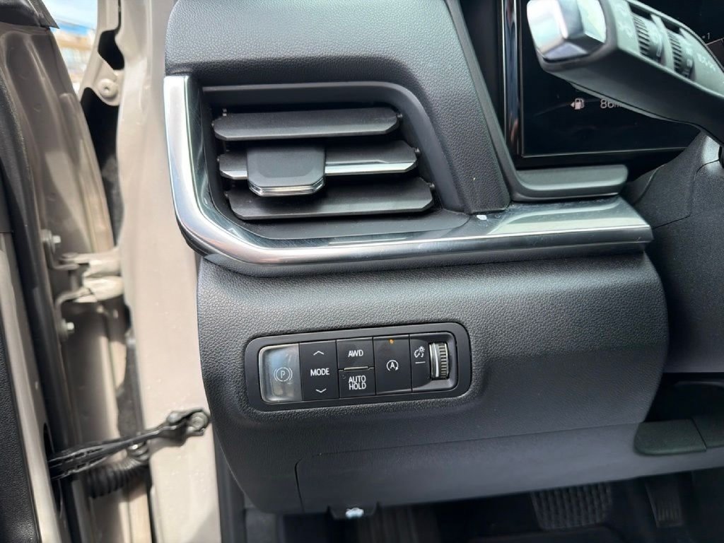 Used 2025 GMC Terrain Elevation AWD/4WD image 17