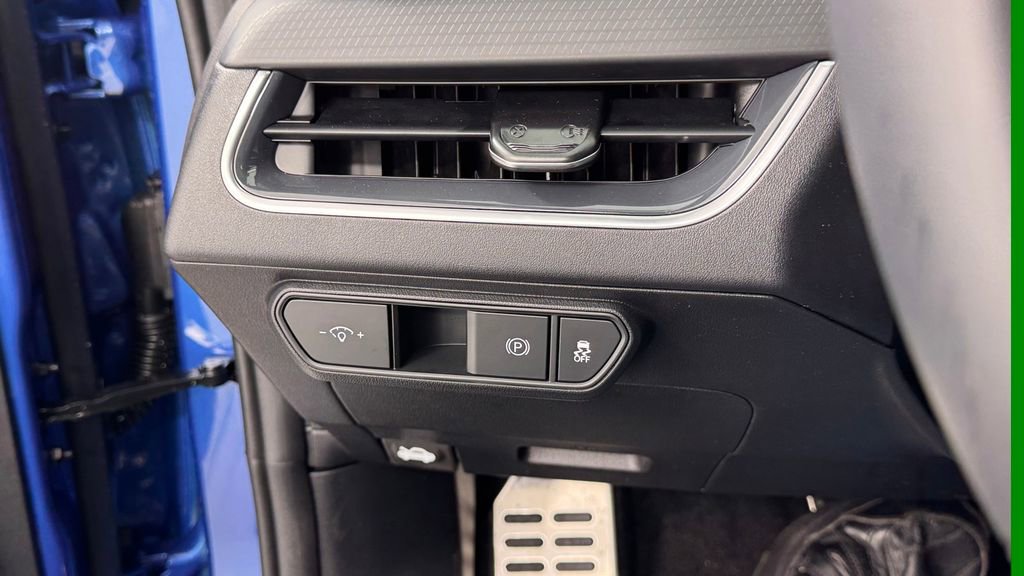 New 2026 Kia K4 GT-Line Turbo FWD image 33