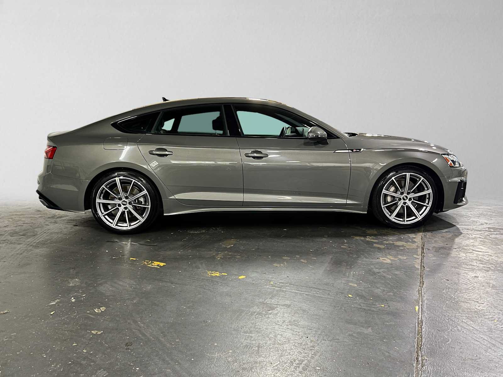 Used 2025 Audi A5 2.0T Premium Plus AWD/4WD image 2