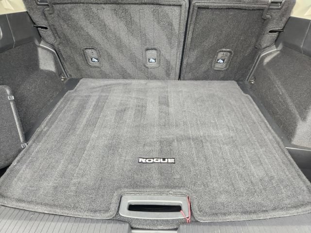 Used 2024 Nissan Rogue SV FWD image 27