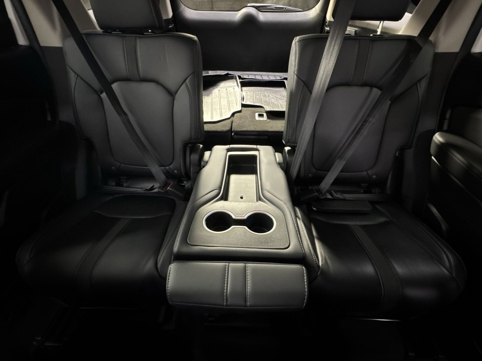 Used 2025 Honda Pilot EX-L image 5