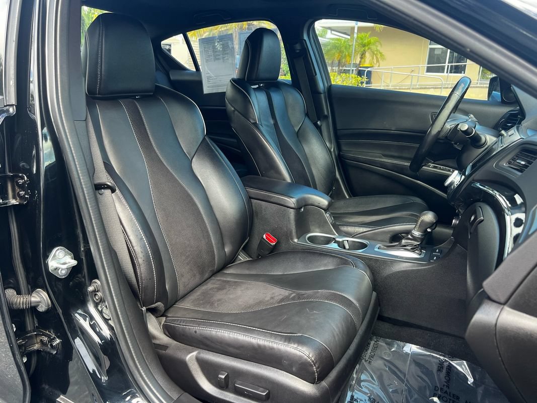 Used 2020 Acura ILX w/ Technology Plus & A-SPEC FWD image 12