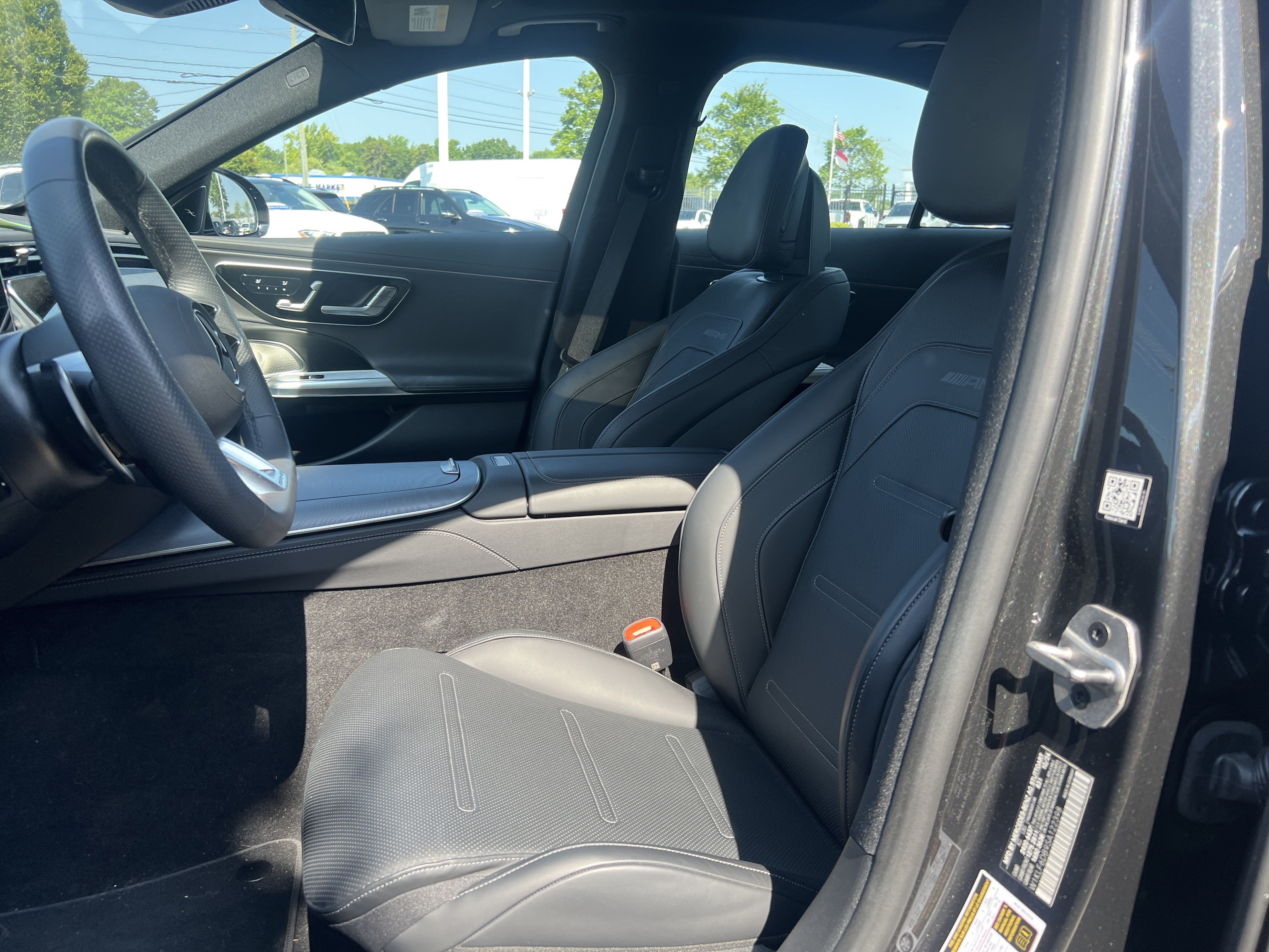 Certified 2025 Mercedes-Benz E 53 AMG e 4MATIC Sedan image 16