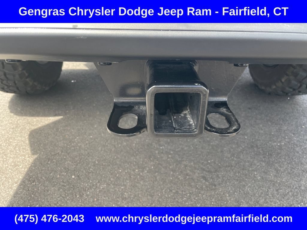 Certified 2025 Jeep Gladiator Sport AWD/4WD image 26