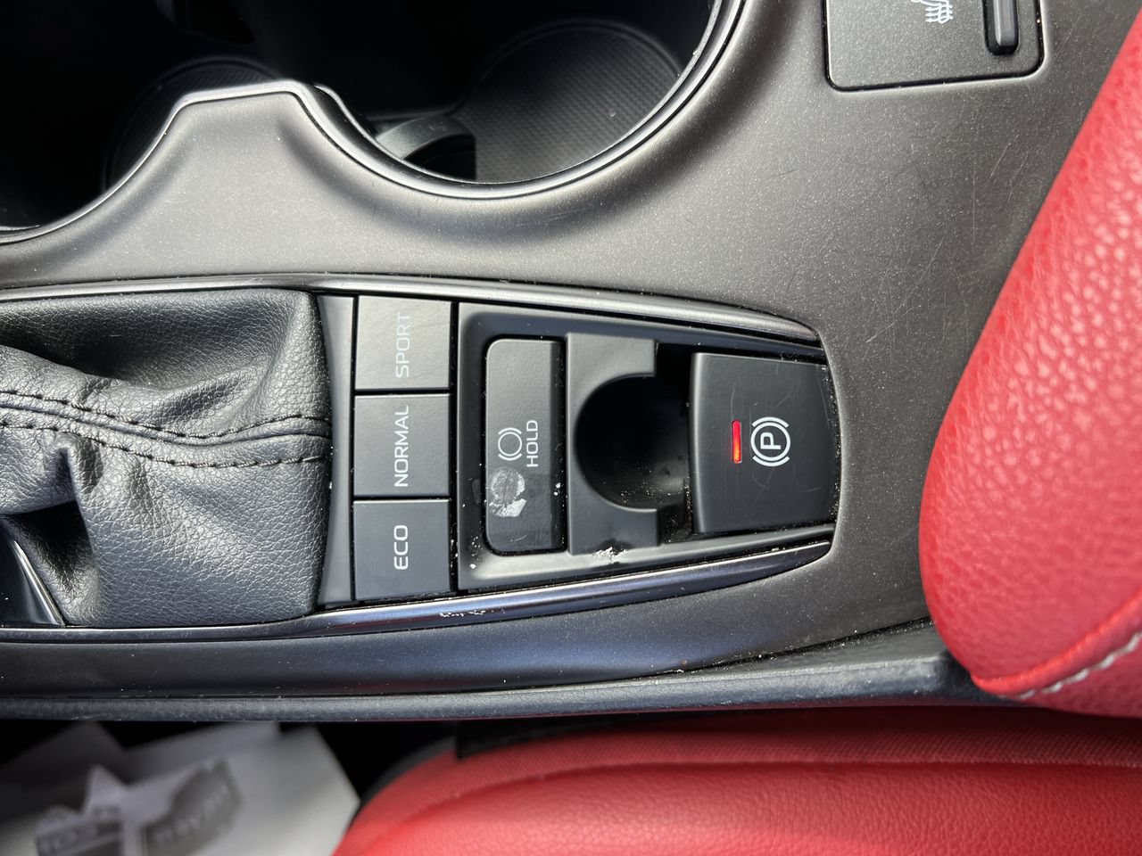 Used 2024 Toyota Camry XSE FWD image 29