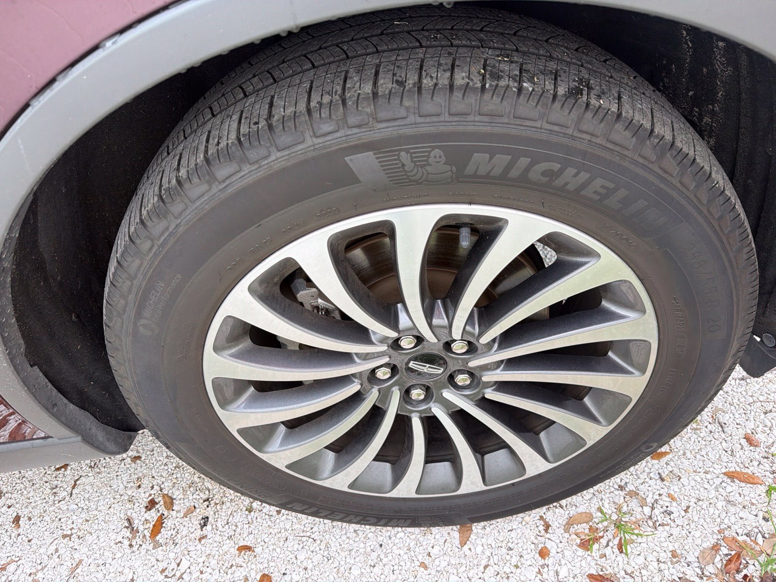 Used 2022 Lincoln Aviator Reserve w/ Elements Package Plus RWD image 11
