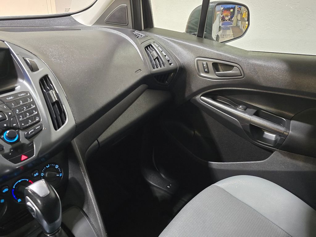 Used 2016 Ford Transit Connect XL image 17