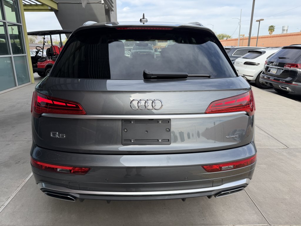 Used 2024 Audi Q5 e Premium w/ Convenience Package AWD/4WD image 13