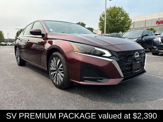 Certified 2024 Nissan Altima 2.5 SV w/ SV Premium Package AWD/4WD image 3