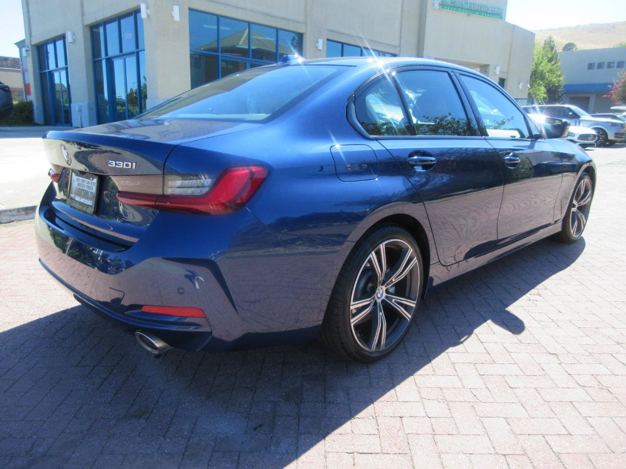 Used 2023 BMW 330i Sedan w/ Driving Assistance Package RWD image 76