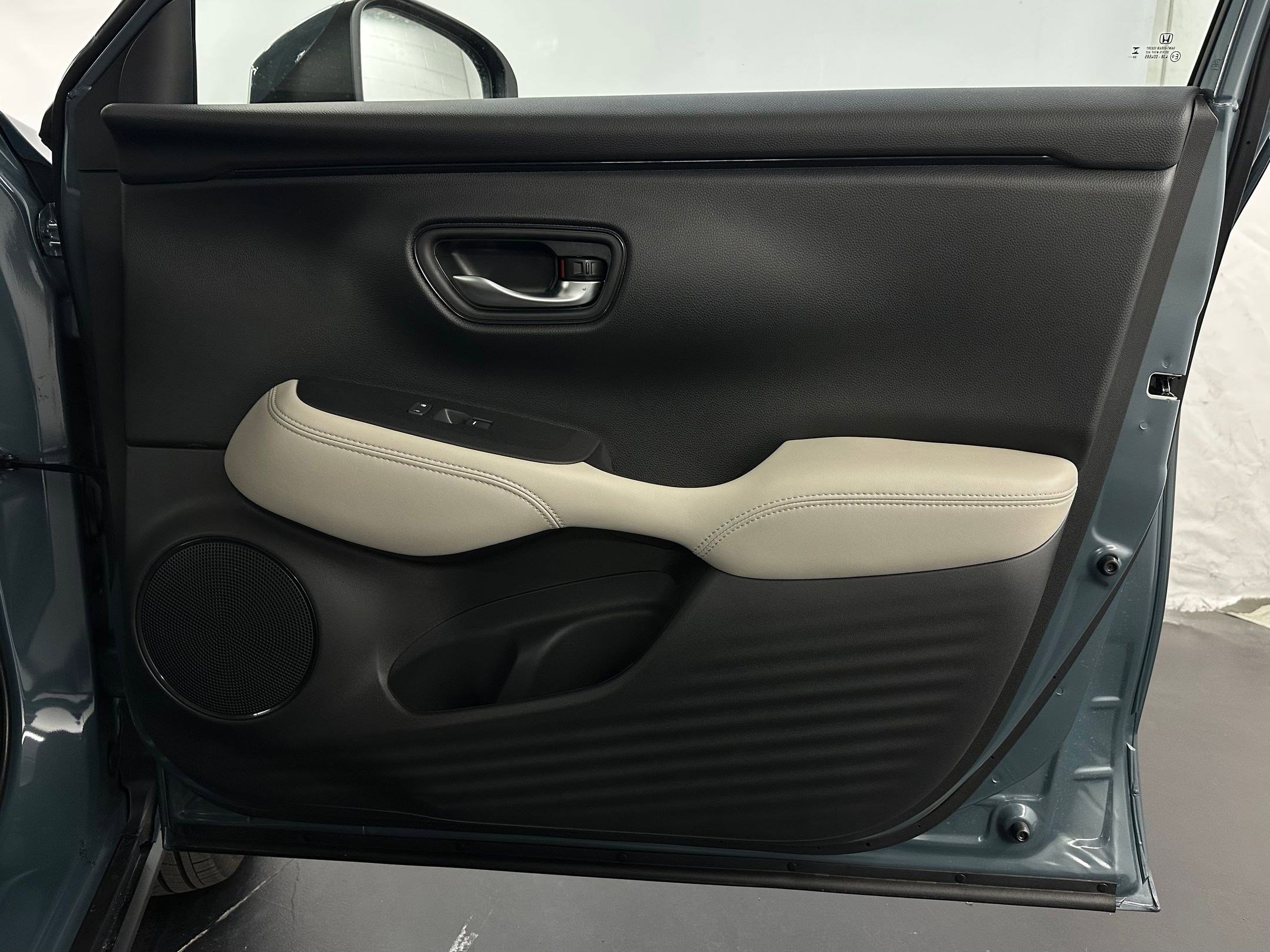 New 2026 Honda HR-V LX image 32