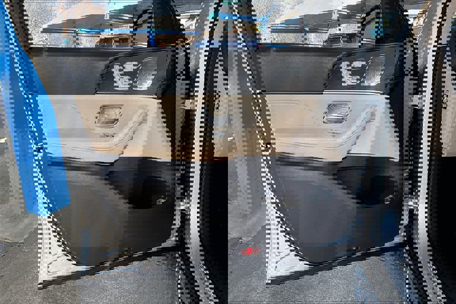 Used 2020 Mercedes-Benz GLE 350 4MATIC image 22