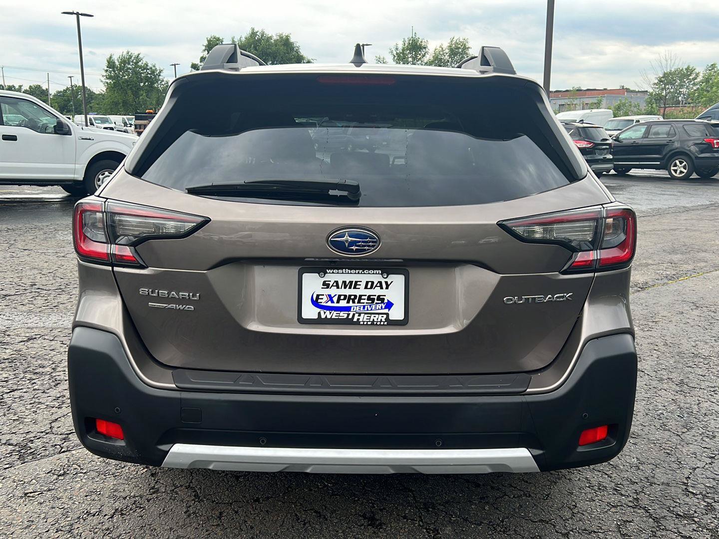 Used 2024 Subaru Outback Limited AWD/4WD image 19