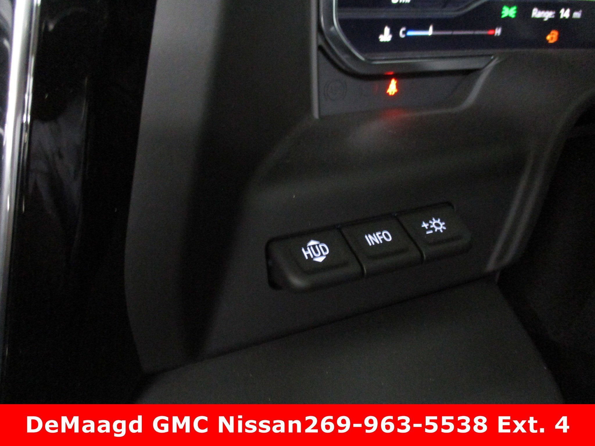 New 2025 GMC Sierra 2500 Denali w/ Technology Package image 30