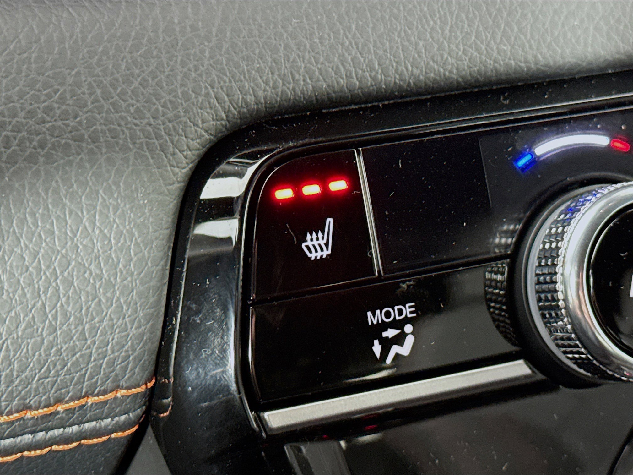 New 2025 Honda Pilot Sport image 19