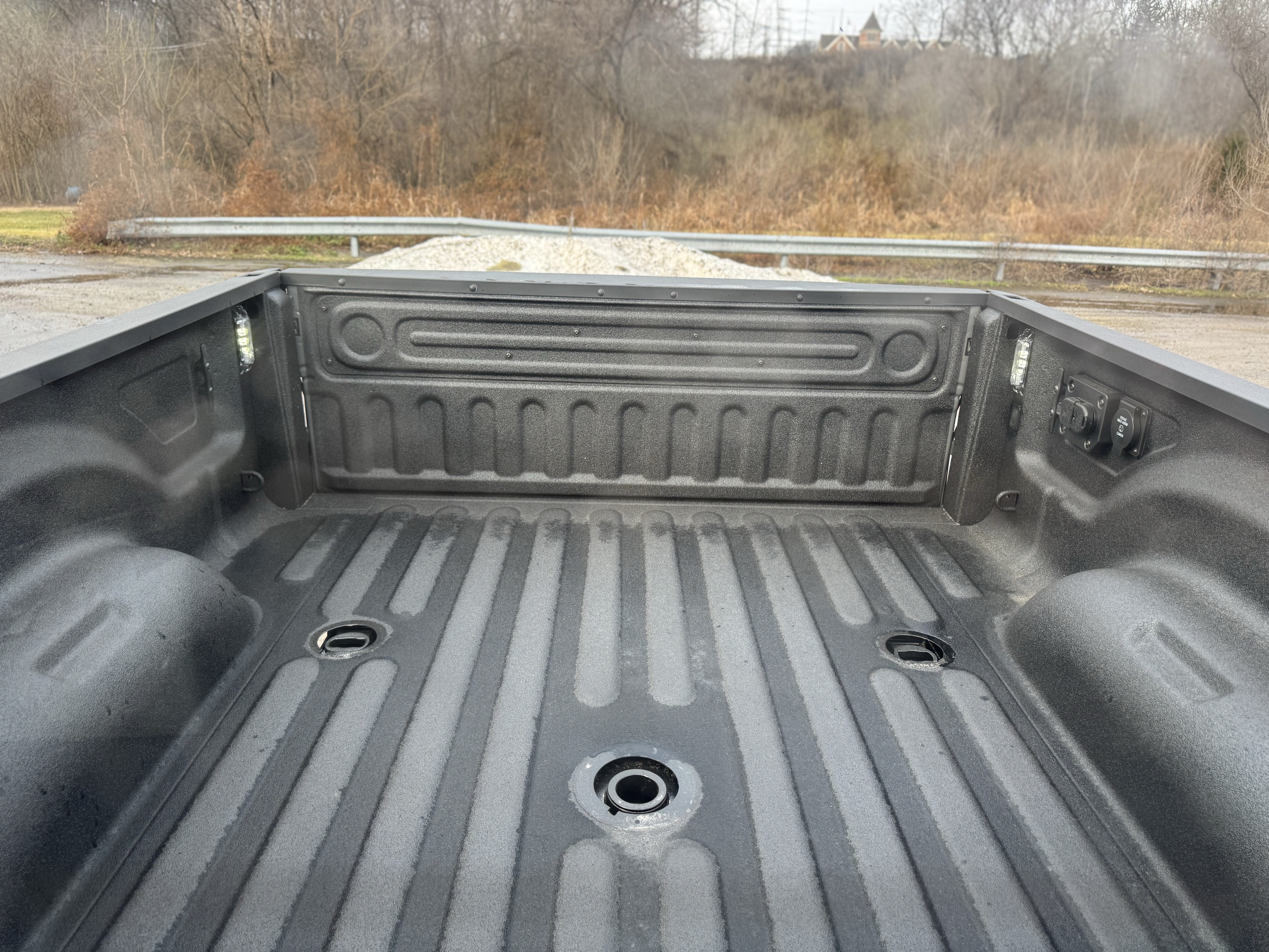 New 2026 RAM 2500 Laramie AWD/4WD image 13