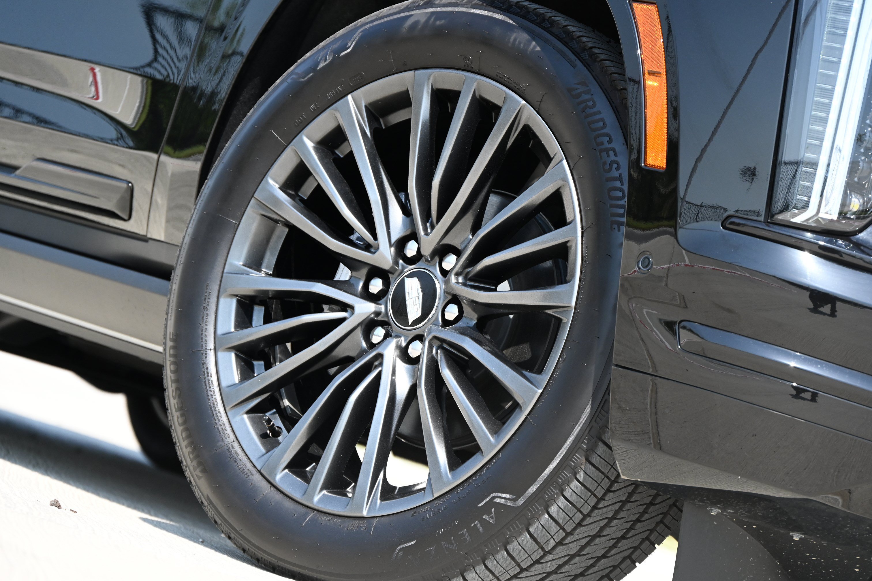 Used 2026 Cadillac Escalade Platinum Sport AWD/4WD image 11