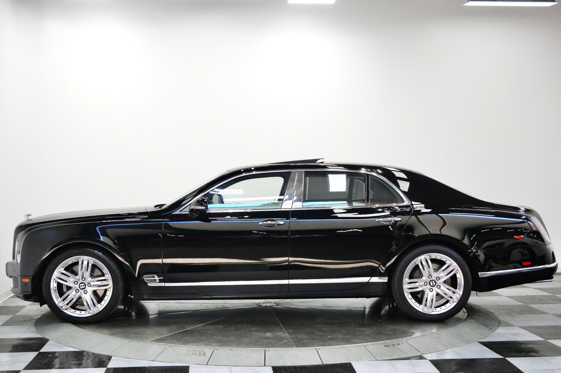 Used 2013 Bentley Mulsanne RWD image 6