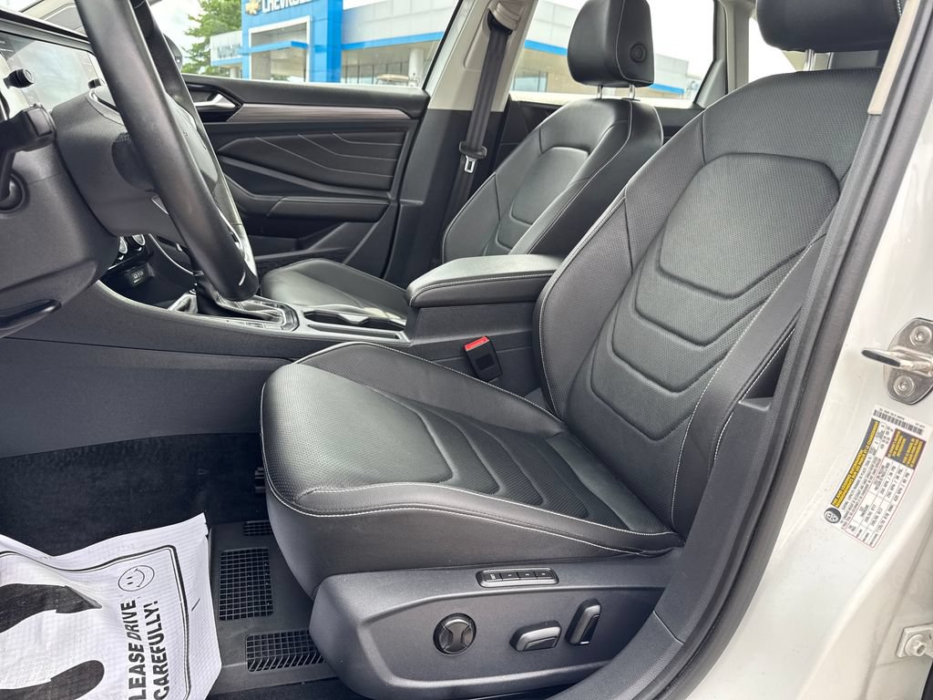 Used 2024 Volkswagen Jetta SEL FWD image 10