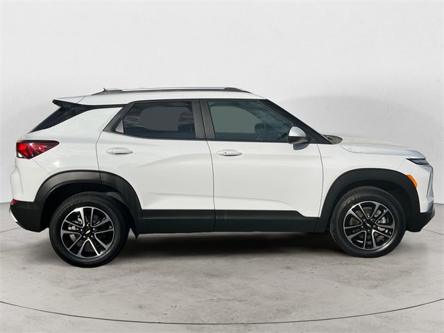 Used 2025 Chevrolet TrailBlazer LT image 6