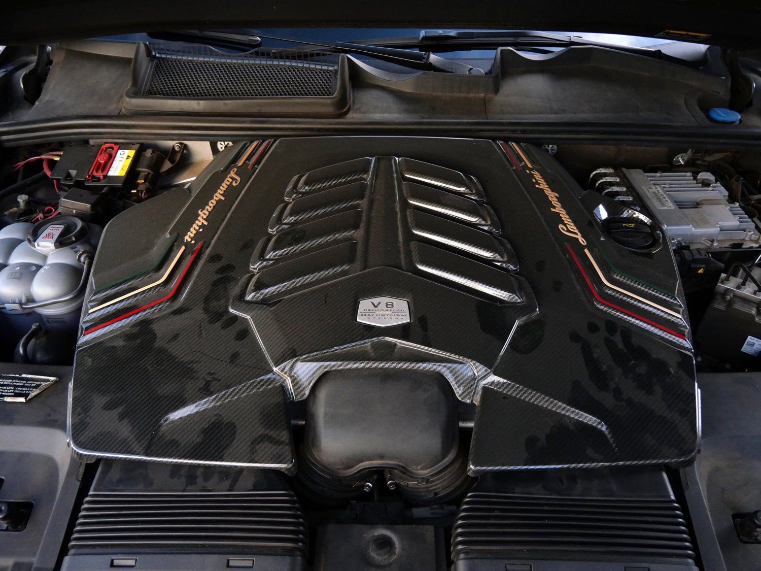 Used 2021 Lamborghini Urus image 26