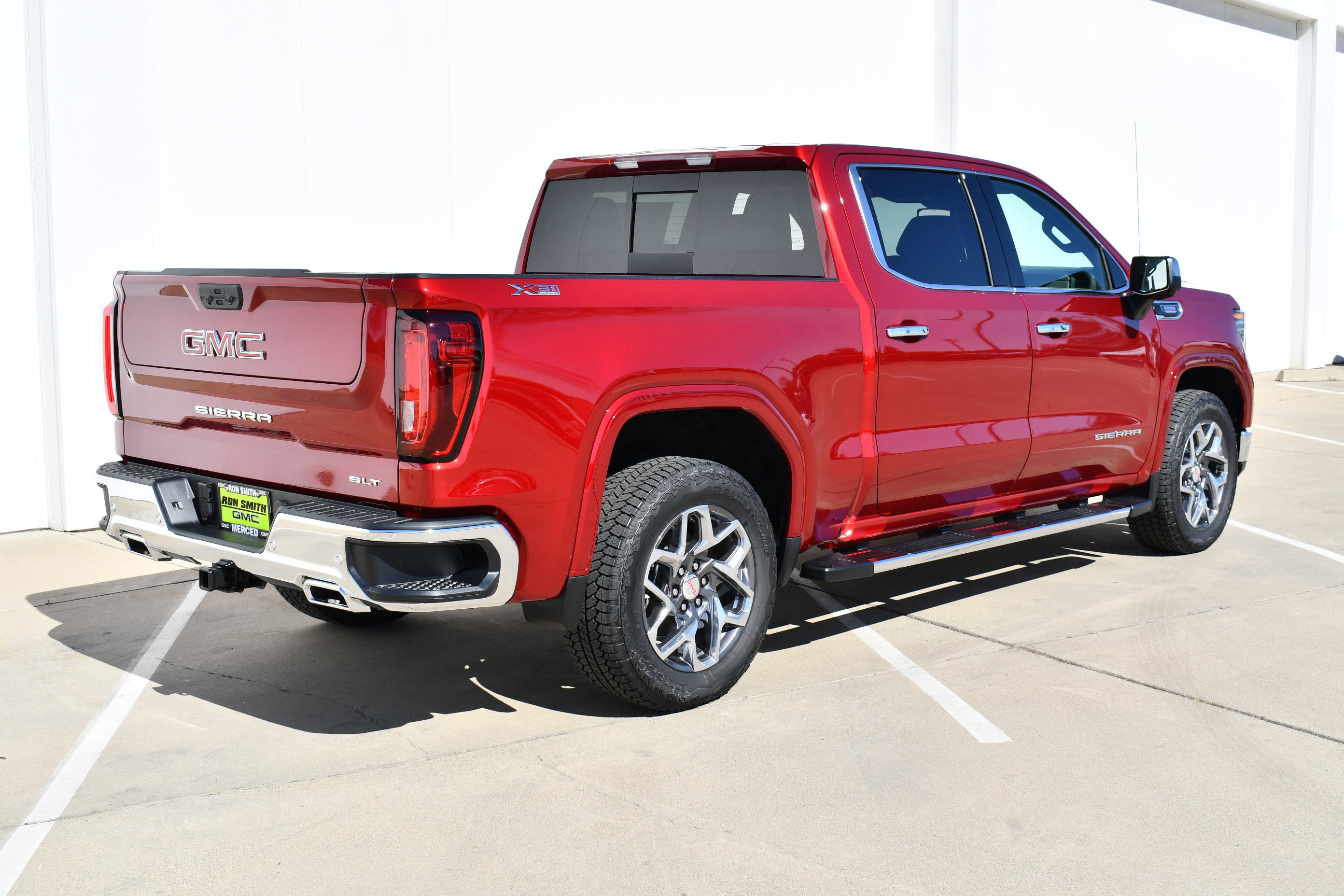 New 2026 GMC Sierra 1500 SLT w/ SLT Premium Plus Package image 6