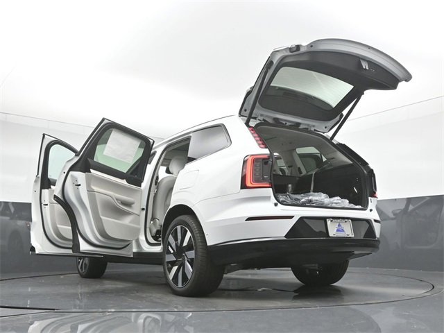 New 2025 Volvo EX90 Plus w/ Protection Package Premier image 52