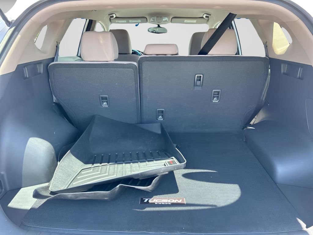 Used 2020 Hyundai Tucson SEL w/ Cargo Package FWD image 13