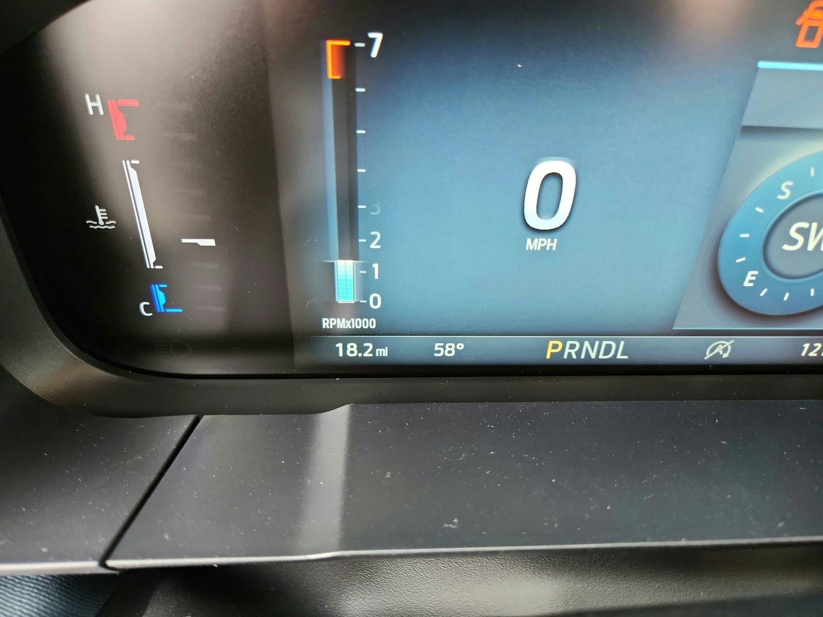 New 2026 Ford Maverick XL image 13