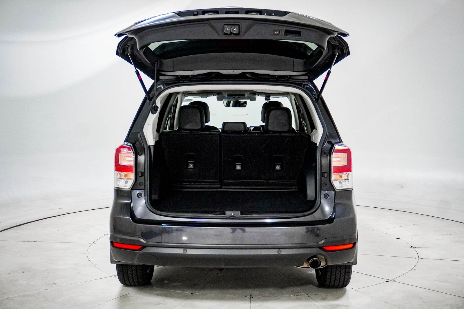 Used 2018 Subaru Forester 2.5i Touring image 8